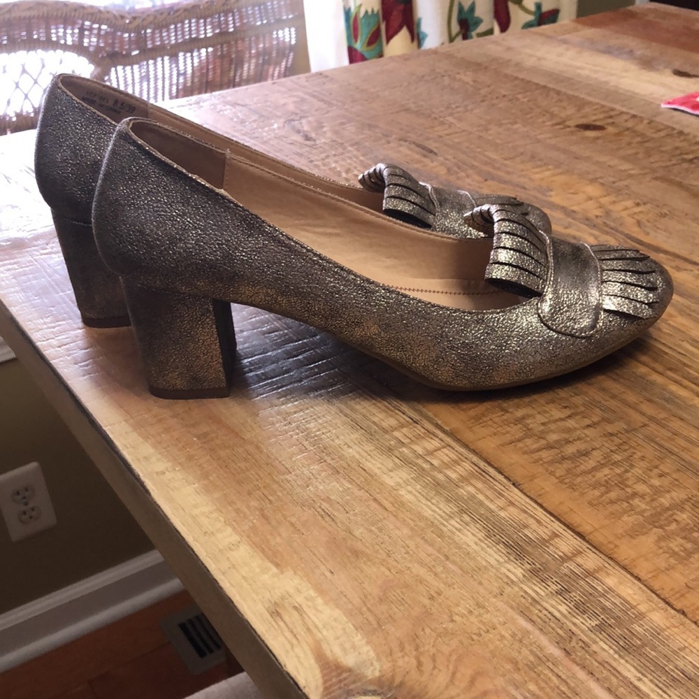 CL by Laundry Metallic Block Heel Shoes